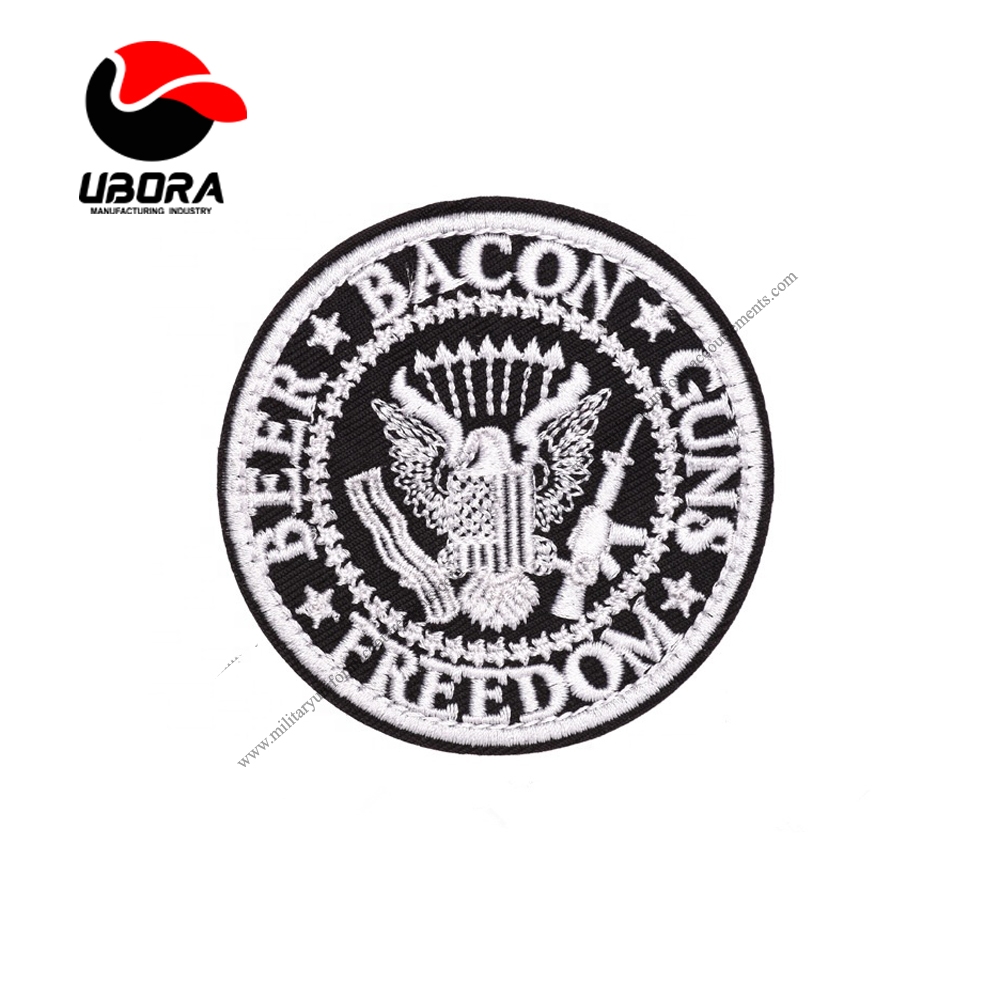 High Quality Customized Black And White Logo 100% Machine Embroidery Patches And Badges With Iron On